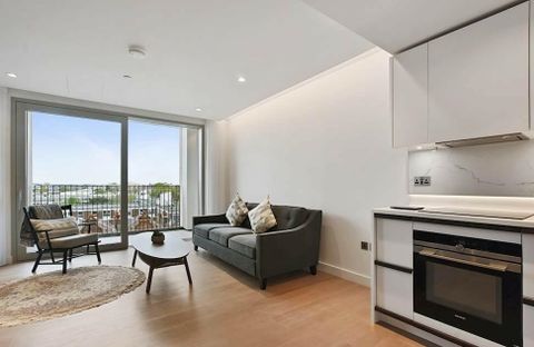 Edgware Road, London W2, New home