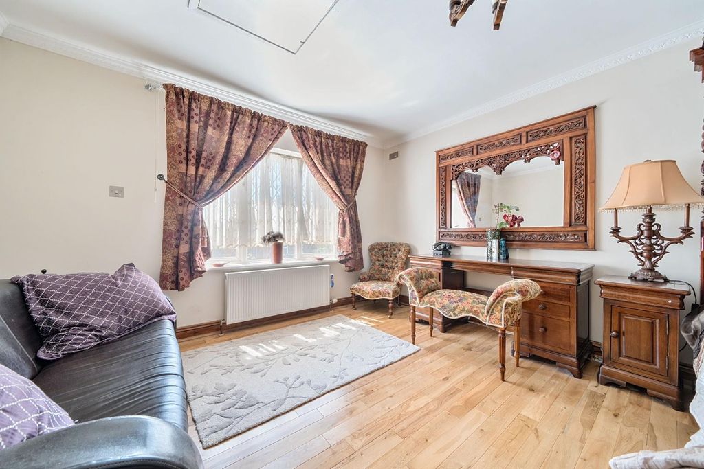 Additional image 6 of 5 bed detached house for saleMidsummer Hill, Kennington, Ashford TN24