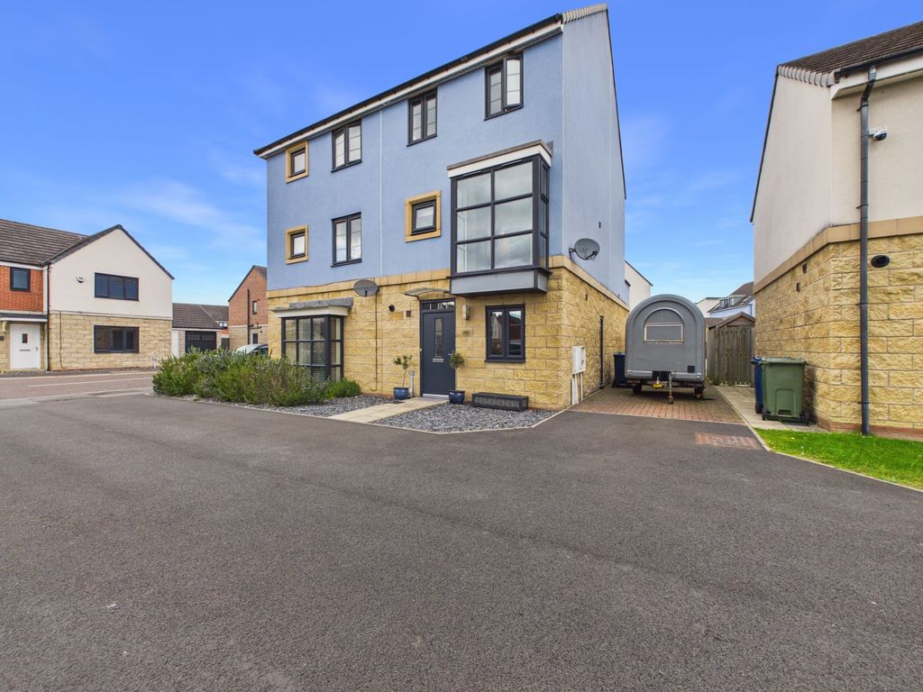 3 bed semi-detached house for saleKing Oswald Drive, Blaydon-On-Tyne NE21