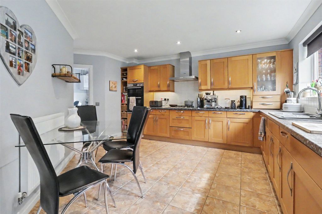 Additional image 8 of 5 bed detached house for saleRowe Close, Bideford EX39