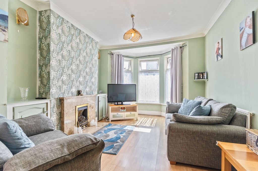 Additional image 3 of 3 bed terraced house for saleForrest Road, Cardiff CF5