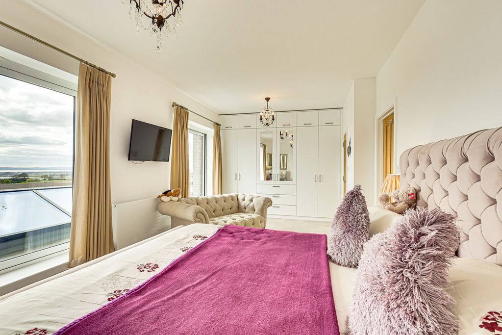 Additional image 24 of 4 bed detached house for saleCastle Road, Benfleet SS7