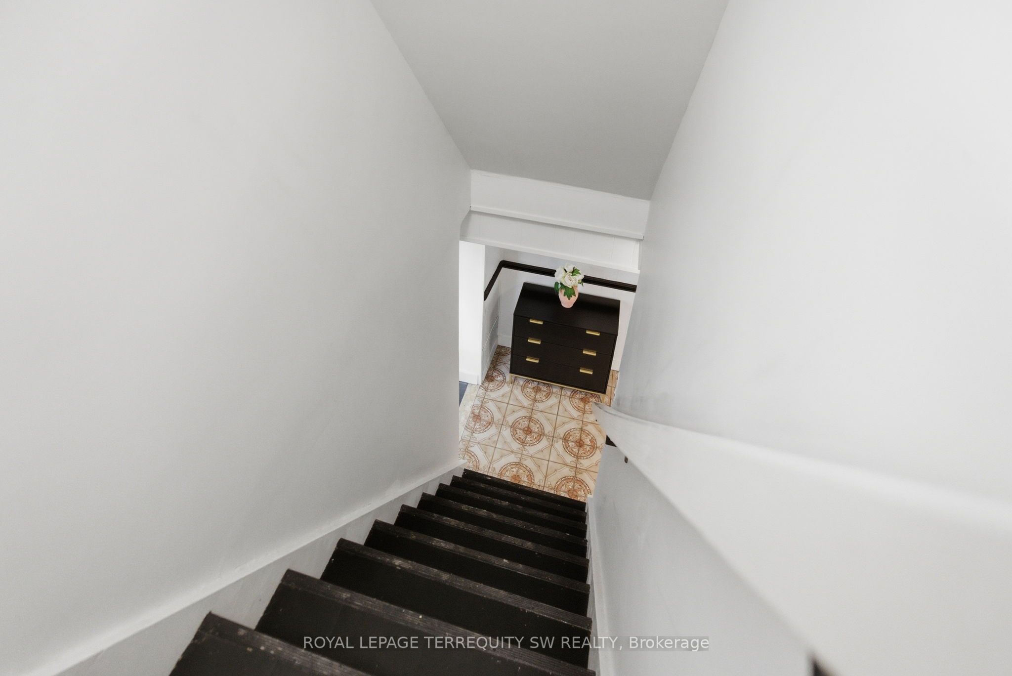 Additional image 4 of Bsmt-497 Ossington Avenue, Toronto, ON, M6G 3T3
