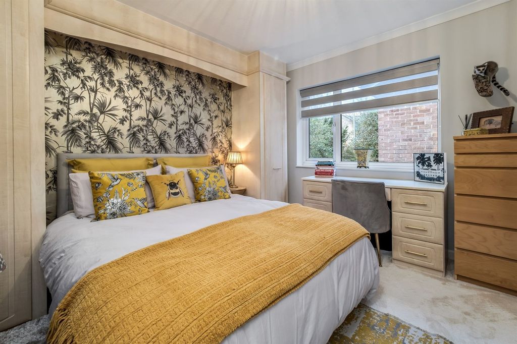 Additional image 16 of 2 bed flat for saleHurst Lea Court, Alderley Edge SK9