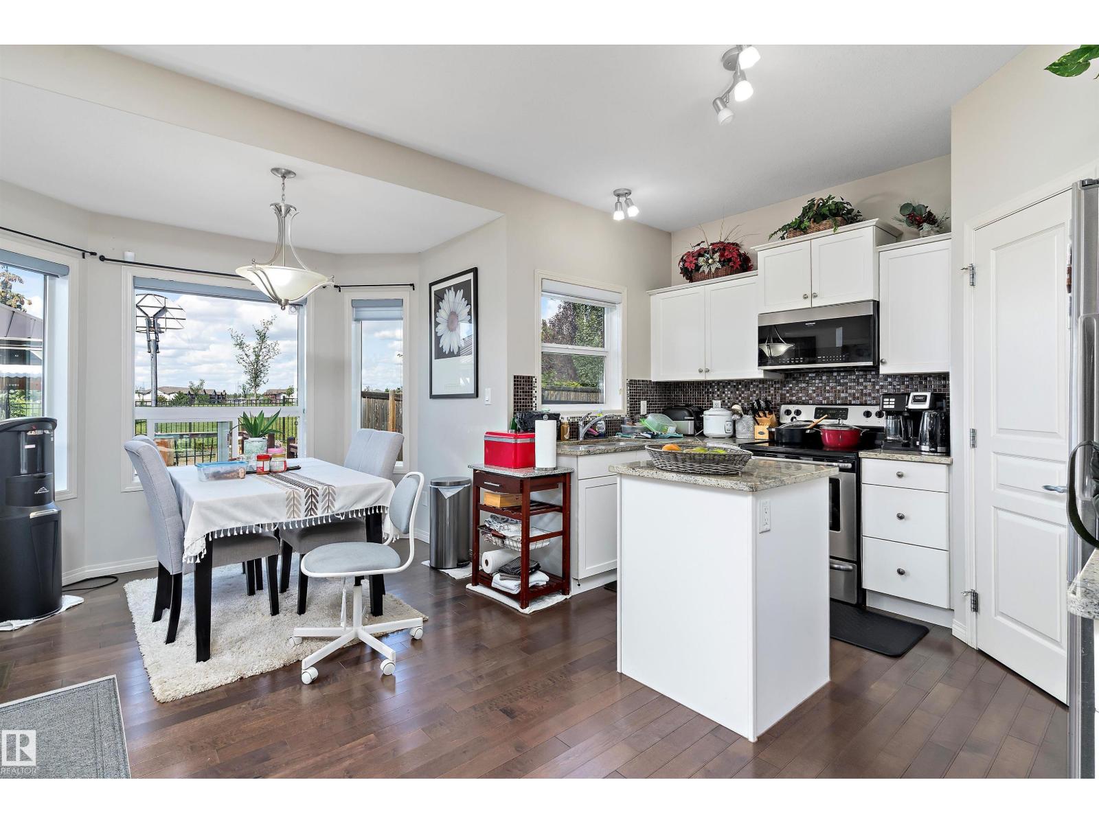 Additional image 4 of 6934 19a Avenue SW, Edmonton, AB, T6X0M1