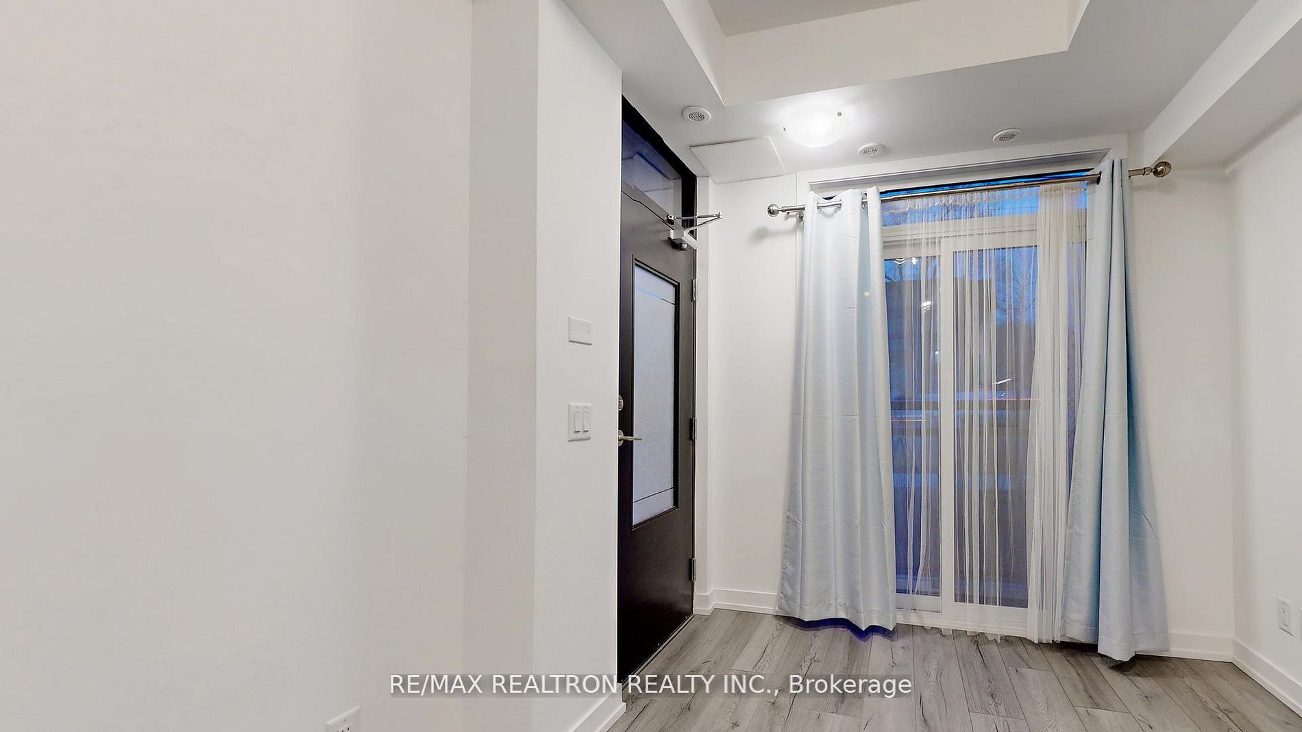 Additional image 5 of TH 1-260 Finch Ave E Avenue, Toronto, ON, M2N 0L3