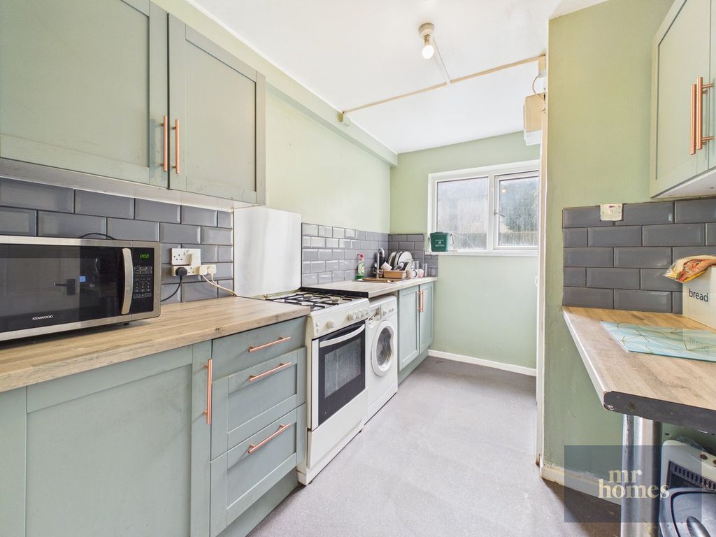 Additional image 3 of 2 bed flat for saleBeechley Drive, Cardiff CF5