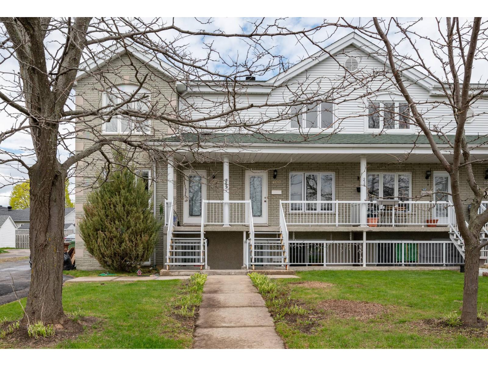 259 Rue Ste-Catherine