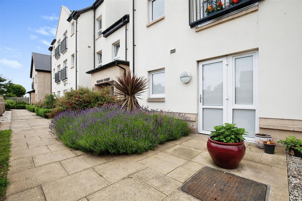 1 bed flat for saleBeacon Court, Craws Nest Court, Anstruther KY10