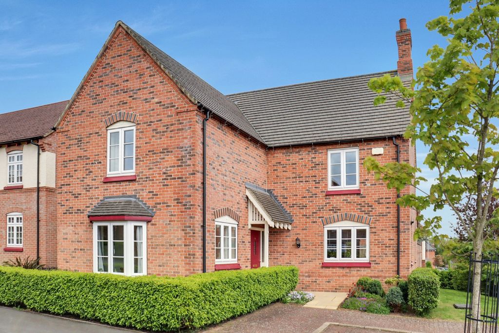 4 bed detached house for saleSpring Avenue, Ashby-De-La-Zouch LE65