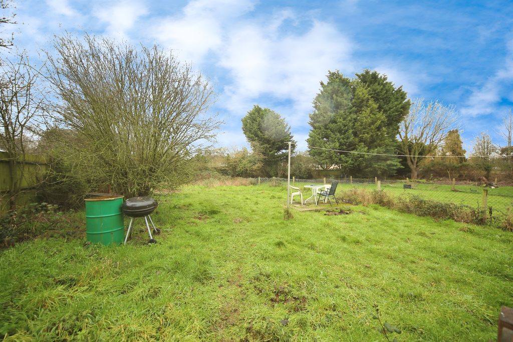 Additional image 16 of 2 bed maisonette for saleWest Green Drive, Stratford-Upon-Avon CV37