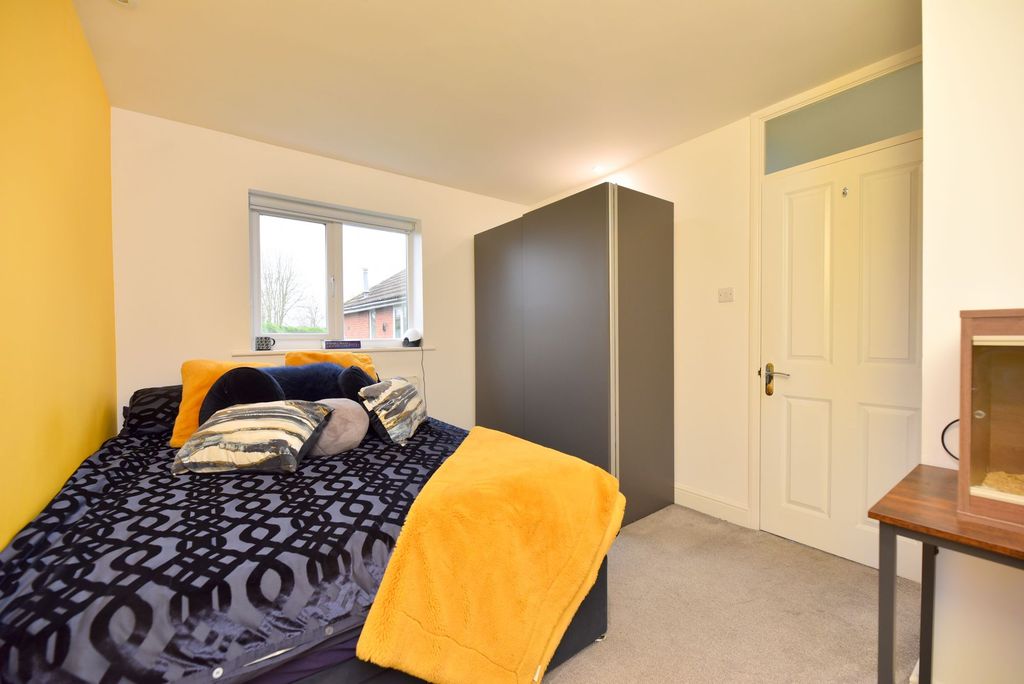 Additional image 10 of 1 bed property for saleHeron Close, Biggleswade SG18