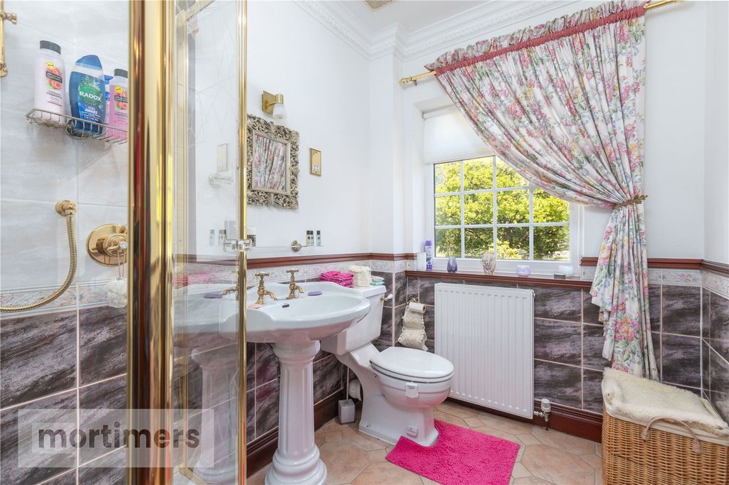 Additional image 24 of 4 bed detached house for saleOld Hall Lane, Pleasington, Blackburn, Lancashire BB2