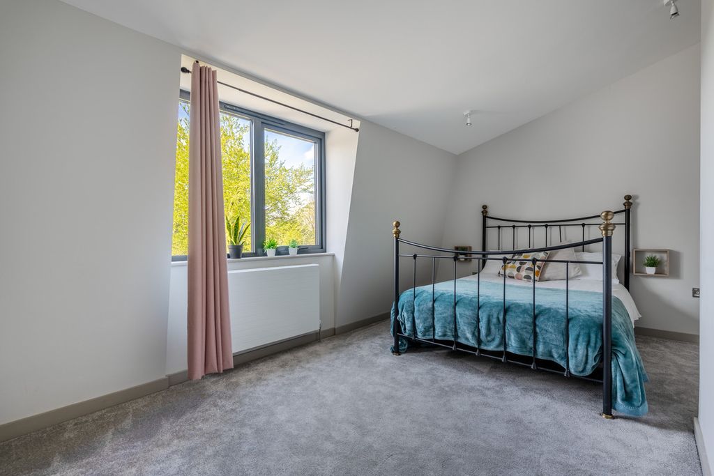 Additional image 11 of 4 bed terraced house for saleChantry, Old Vicarage Gardens, Bruton BA10