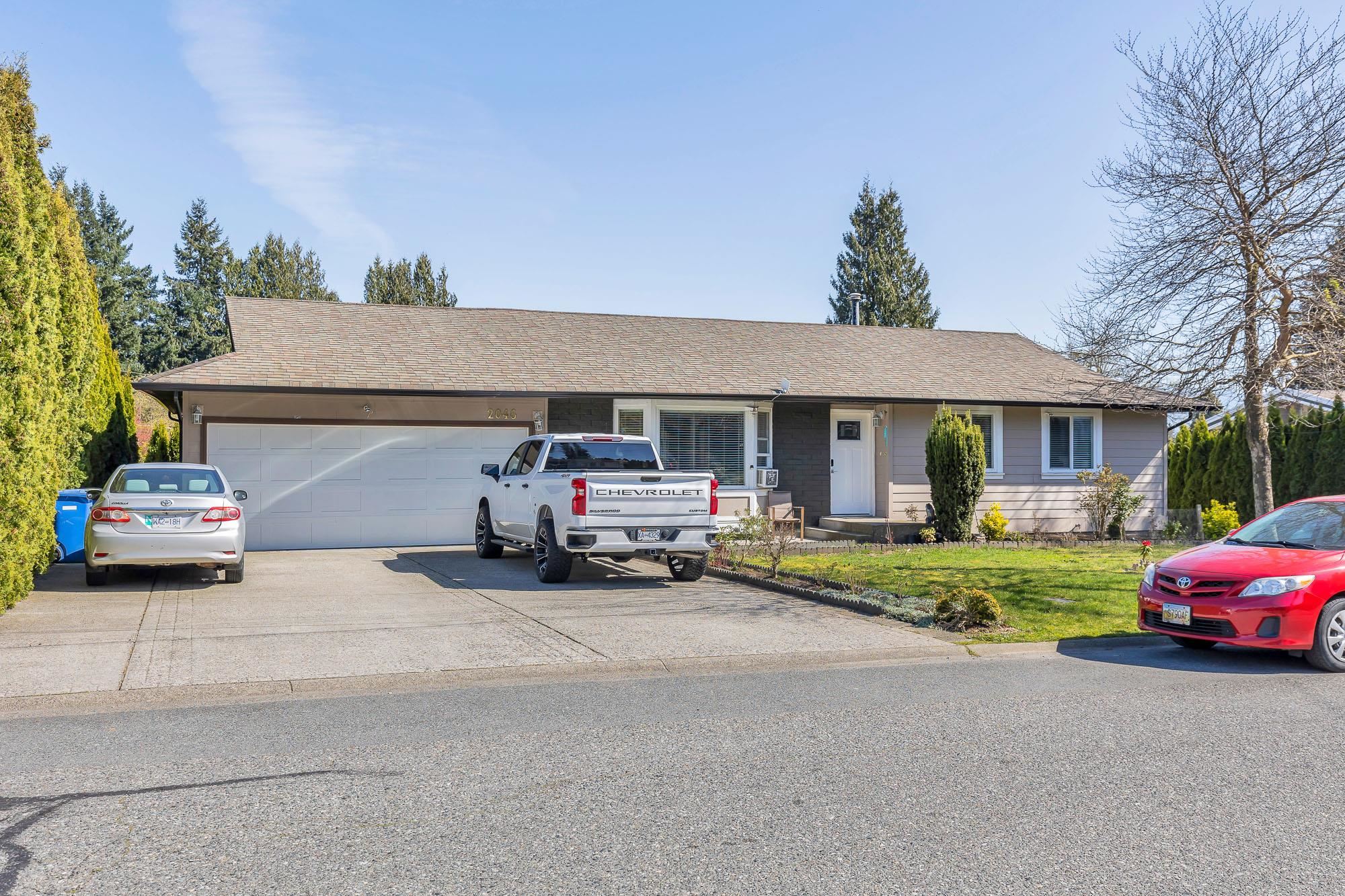 2046 Majestic Crescent, Abbotsford, BC, V2T 3G1