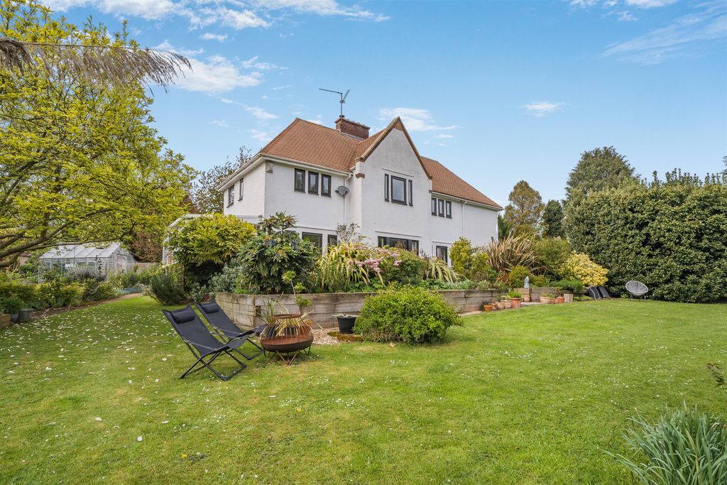 4 bed detached house for saleBeech Grove, Chepstow, Monmouthshire NP16
