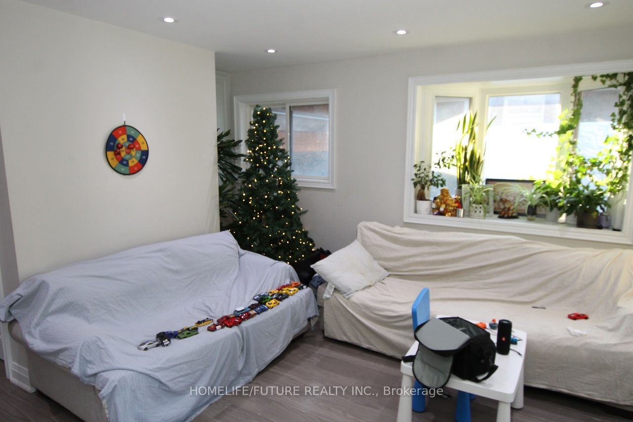 Additional image 4 of Main-36 Baybrook Crescent, Toronto, ON, M1H 2R6