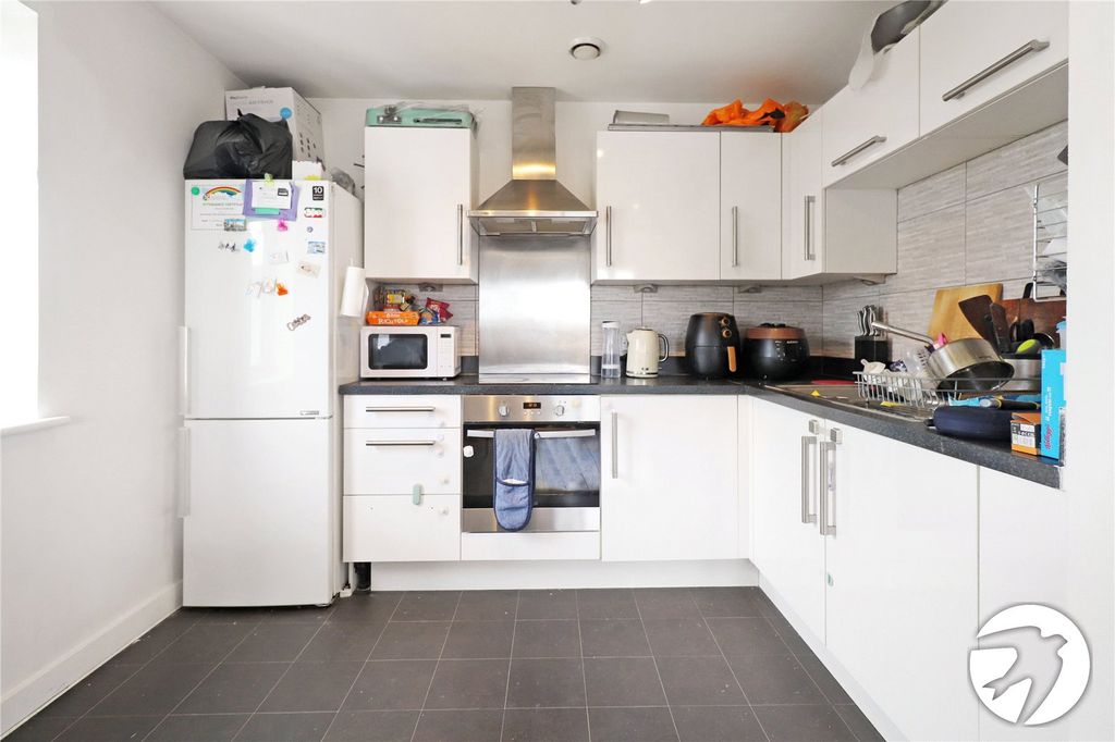 Additional image 12 of 2 bed flat for saleLittle Brights Road, Belvedere DA17