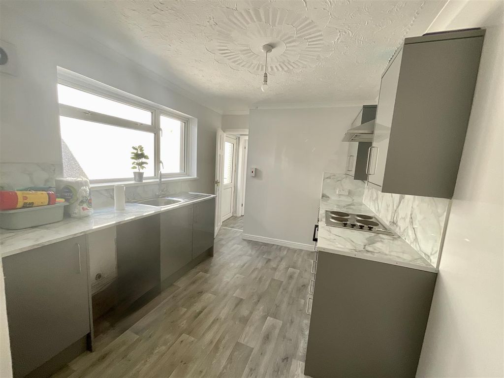 Additional image 7 of 3 bed town house for saleCampbell Street, Llanelli SA15
