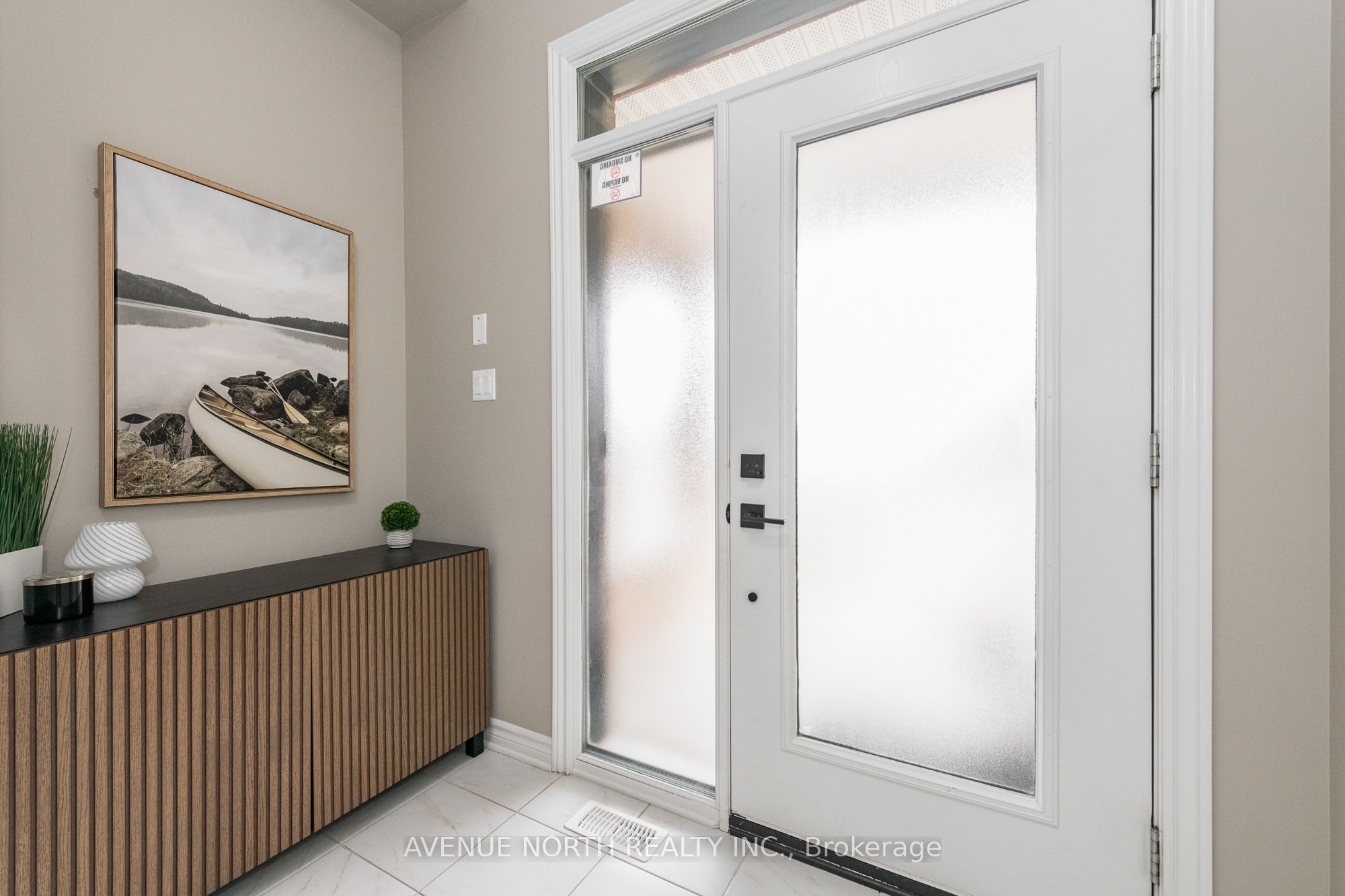 Additional image 4 of 707 Moonflower Crescent, Ottawa, ON, K1T 0X8