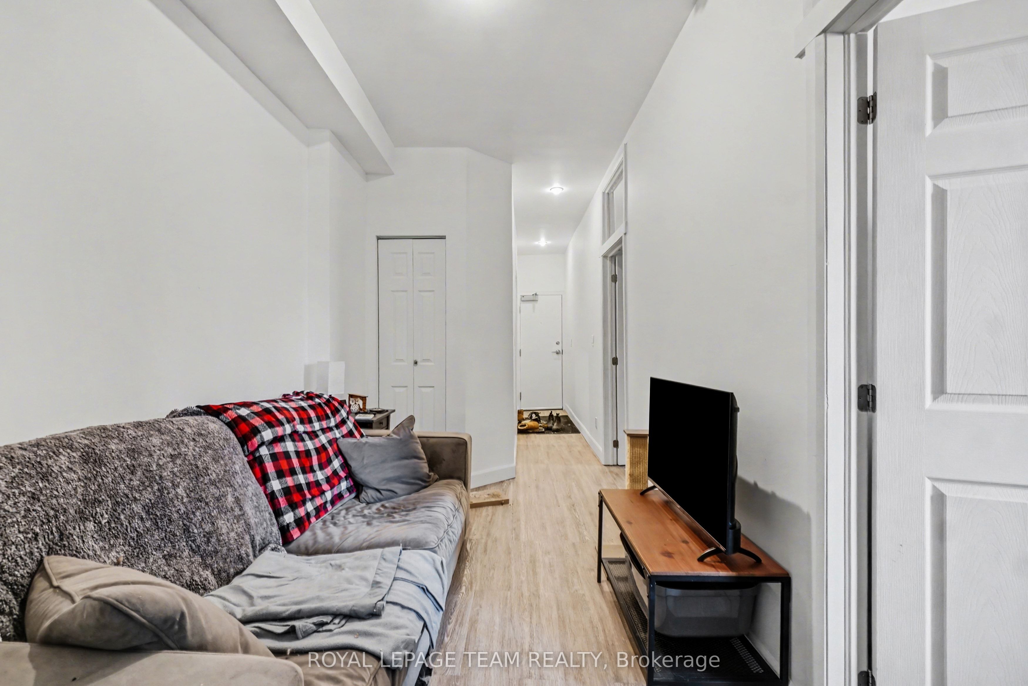 Additional image 4 of 139-141 Preston Street, Ottawa, ON, K1R 7P4