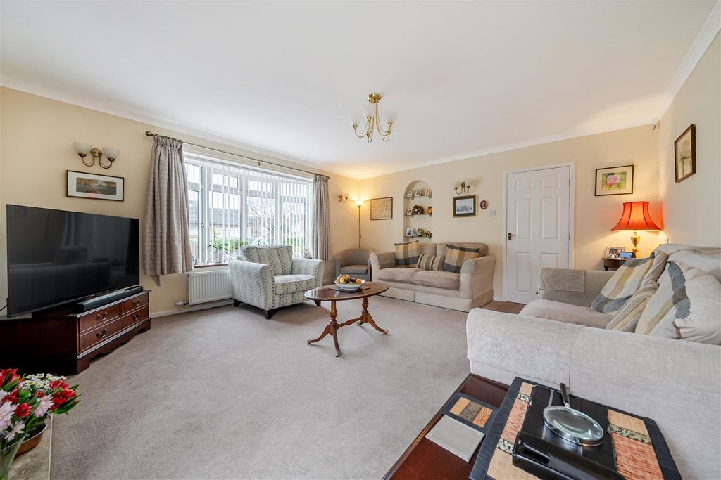 Additional image 4 of 4 bed detached bungalow for saleAspen Avenue, Bedford MK41
