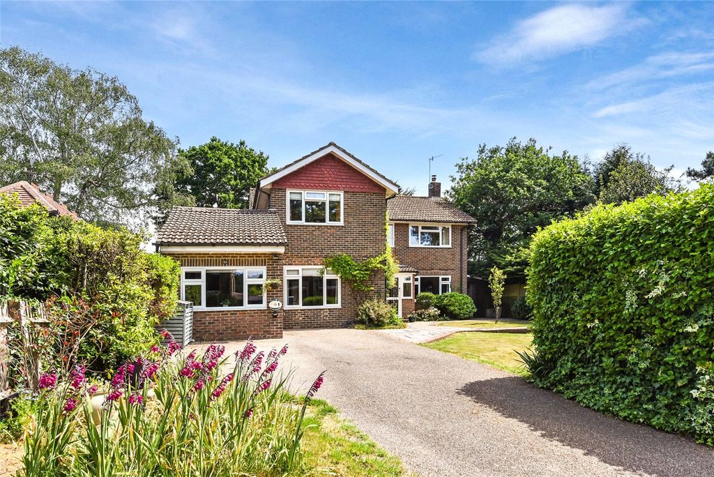 5 bed detached house for saleHollybank Lane, Emsworth, Hampshire PO10