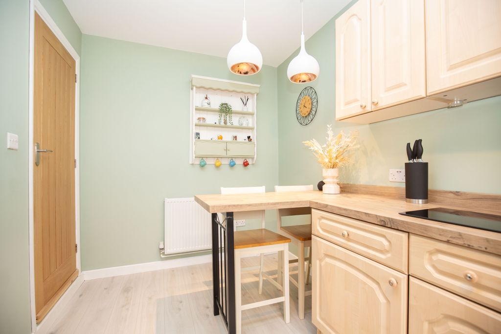 Additional image 11 of 3 bed semi-detached house for saleOakwood Close, Grendon, Warwickshire CV9
