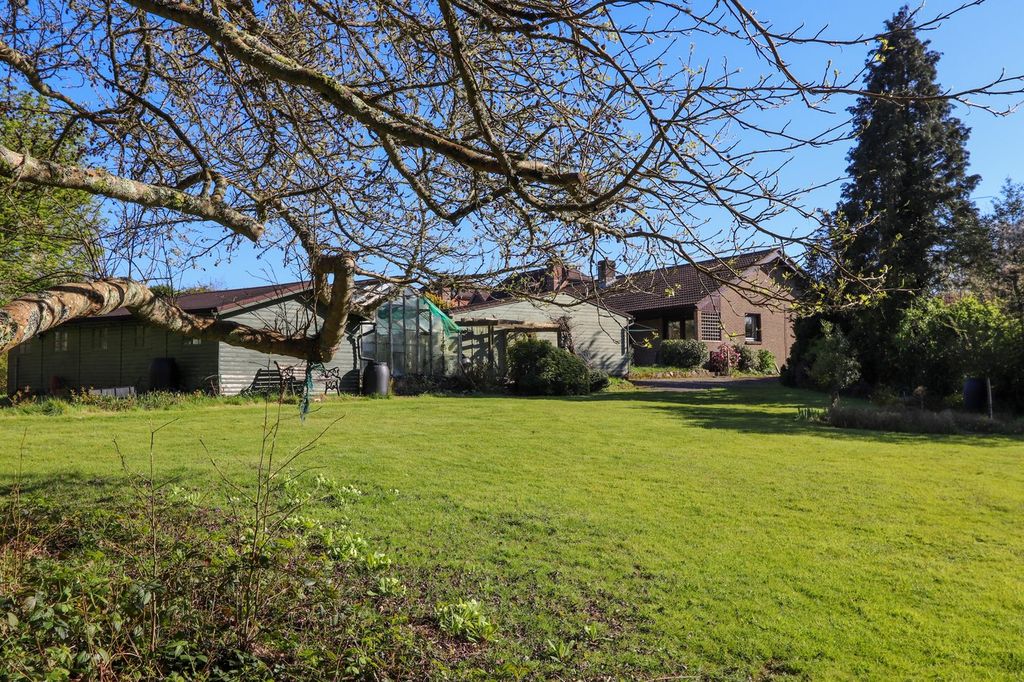 Additional image 18 of 3 bed detached bungalow for sale69 Hastings Road, Battle TN33