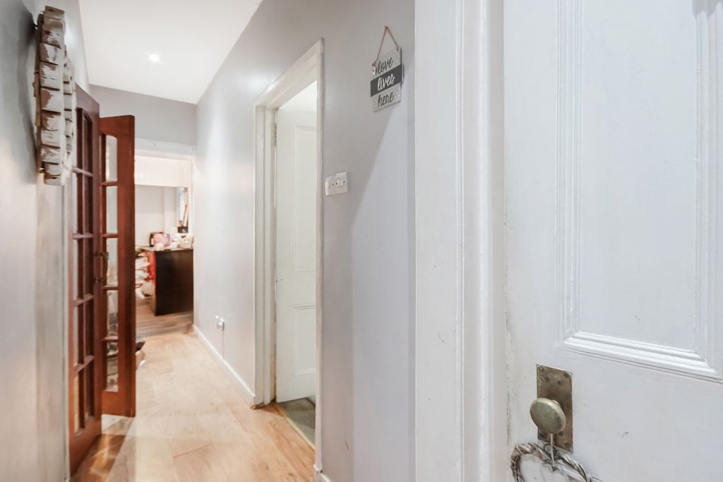 Additional image 2 of 1 bed flat for saleMartyn Street, Airdrie ML6