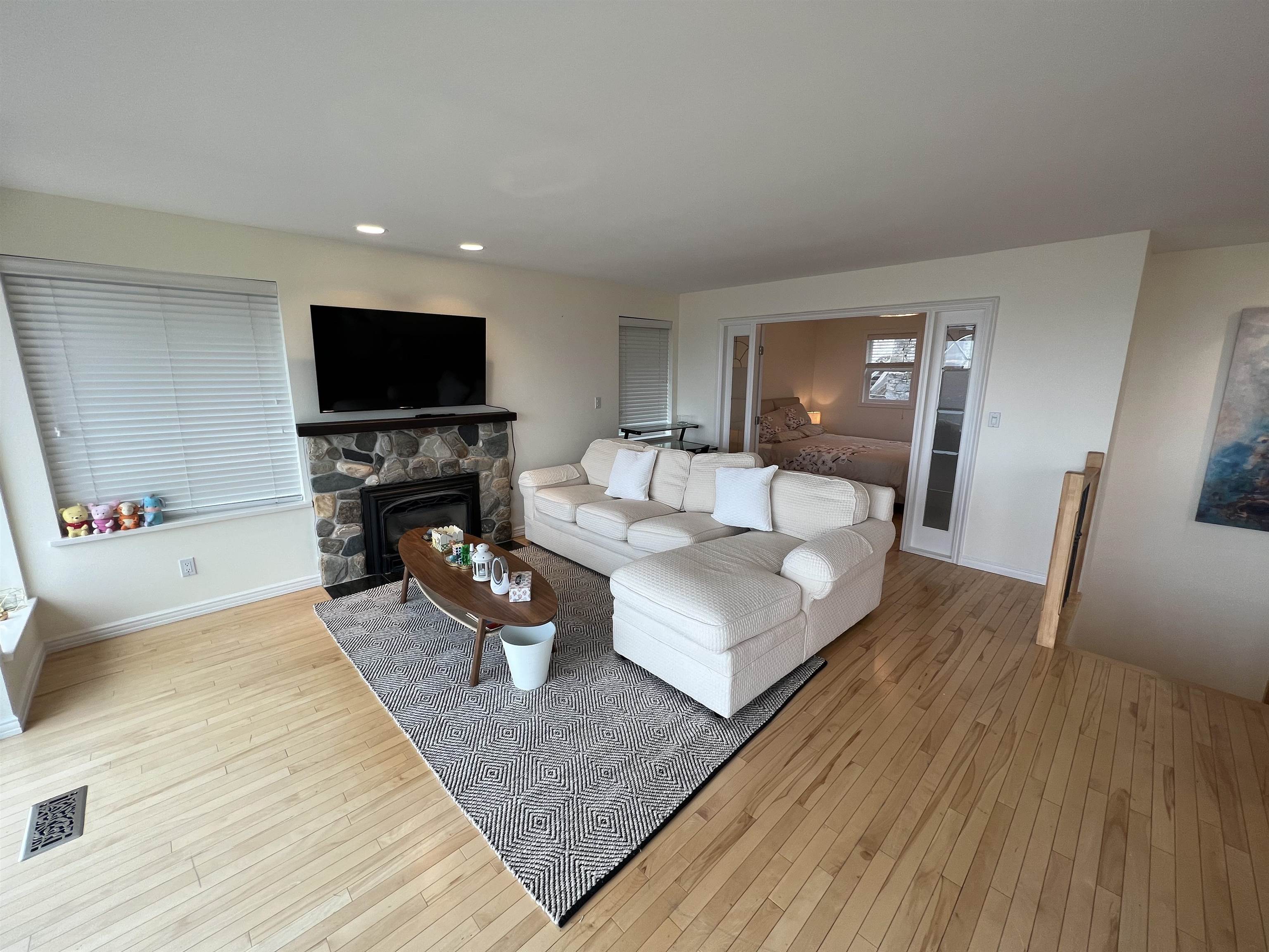 Additional image 3 of 14748 Upper Roper Avenue, White Rock, BC, V4B 2C9