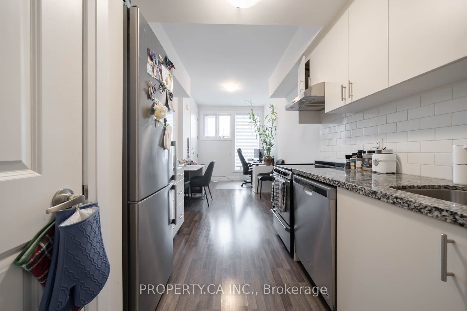 1-1776A Lawrence Avenue W, Toronto, ON, M6L 0A3