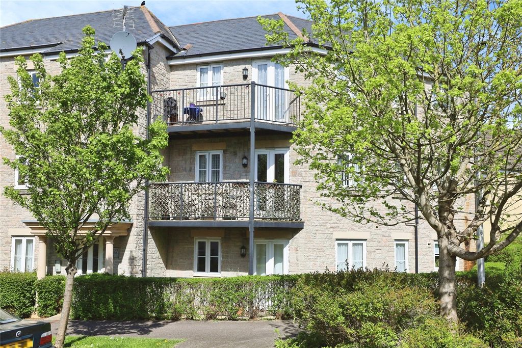 2 bed flat for saleWatkins Way, Bideford, Devon EX39