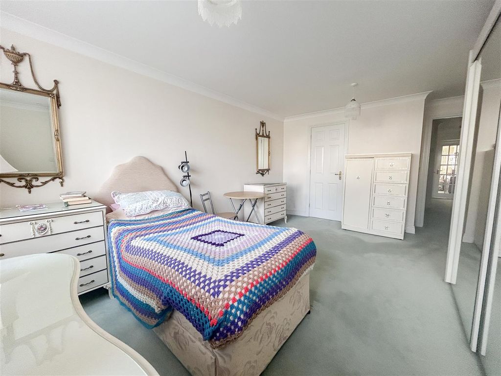 Additional image 8 of 2 bed flat for saleBedford Avenue, Bexhill-On-Sea TN40