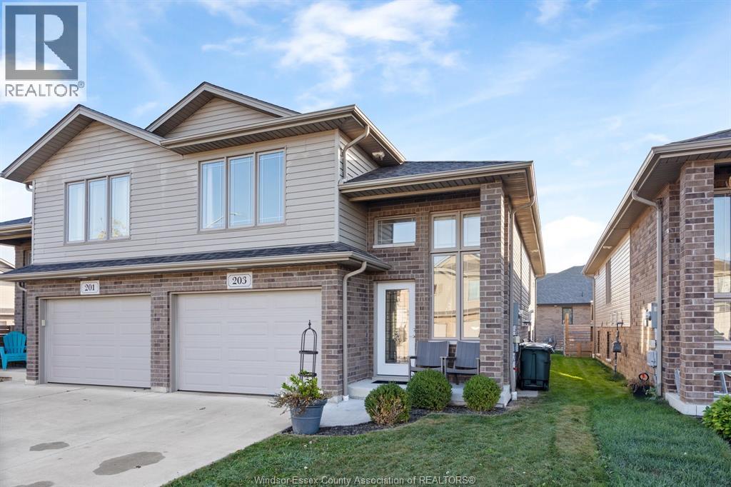 203 Adams , Amherstburg, ON, N9V0B2