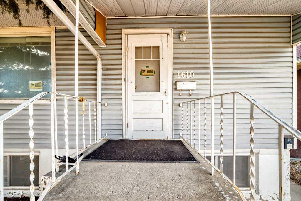 Additional image 2 of 1610 40 Street SW, Calgary, AB, T3C 1W9