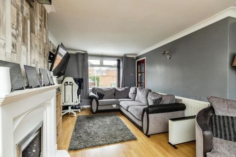 Yatesbury Crescent, Nottingham NG8