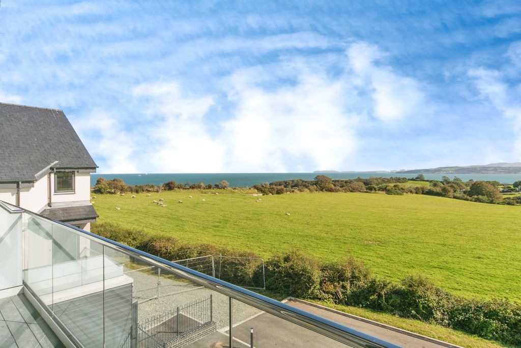 Additional image 2 of 4 bed town house for saleTraeth Bychan, Benllech, Anglesey, Sir Ynys Mon LL73