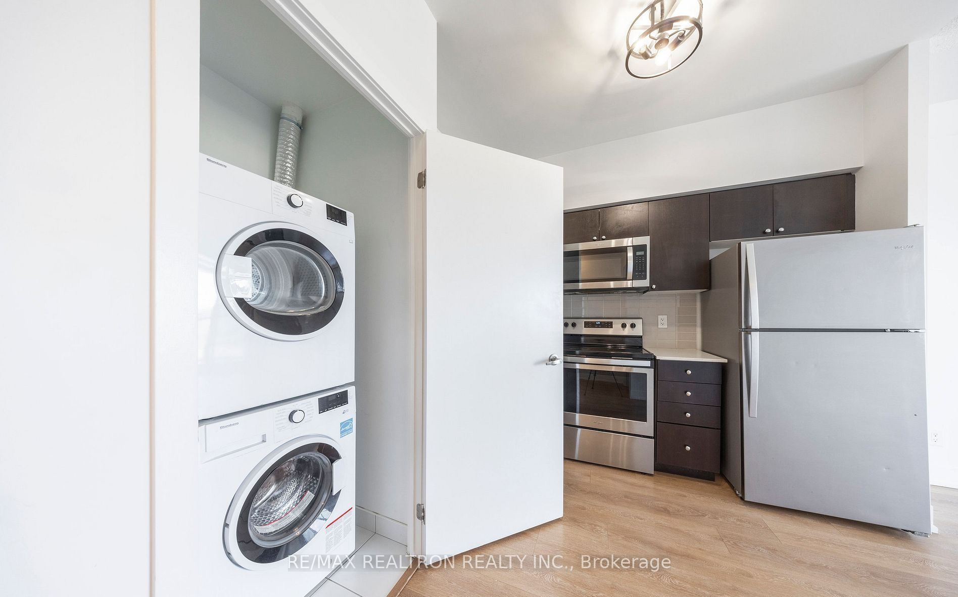 Additional image 6 of 2201-1255 Bayly Street, Pickering, ON, L1W 1L7