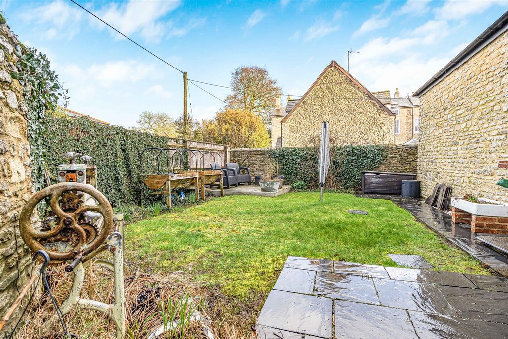 Additional image 9 of 4 bed property for saleQueens Avenue, Bicester OX26