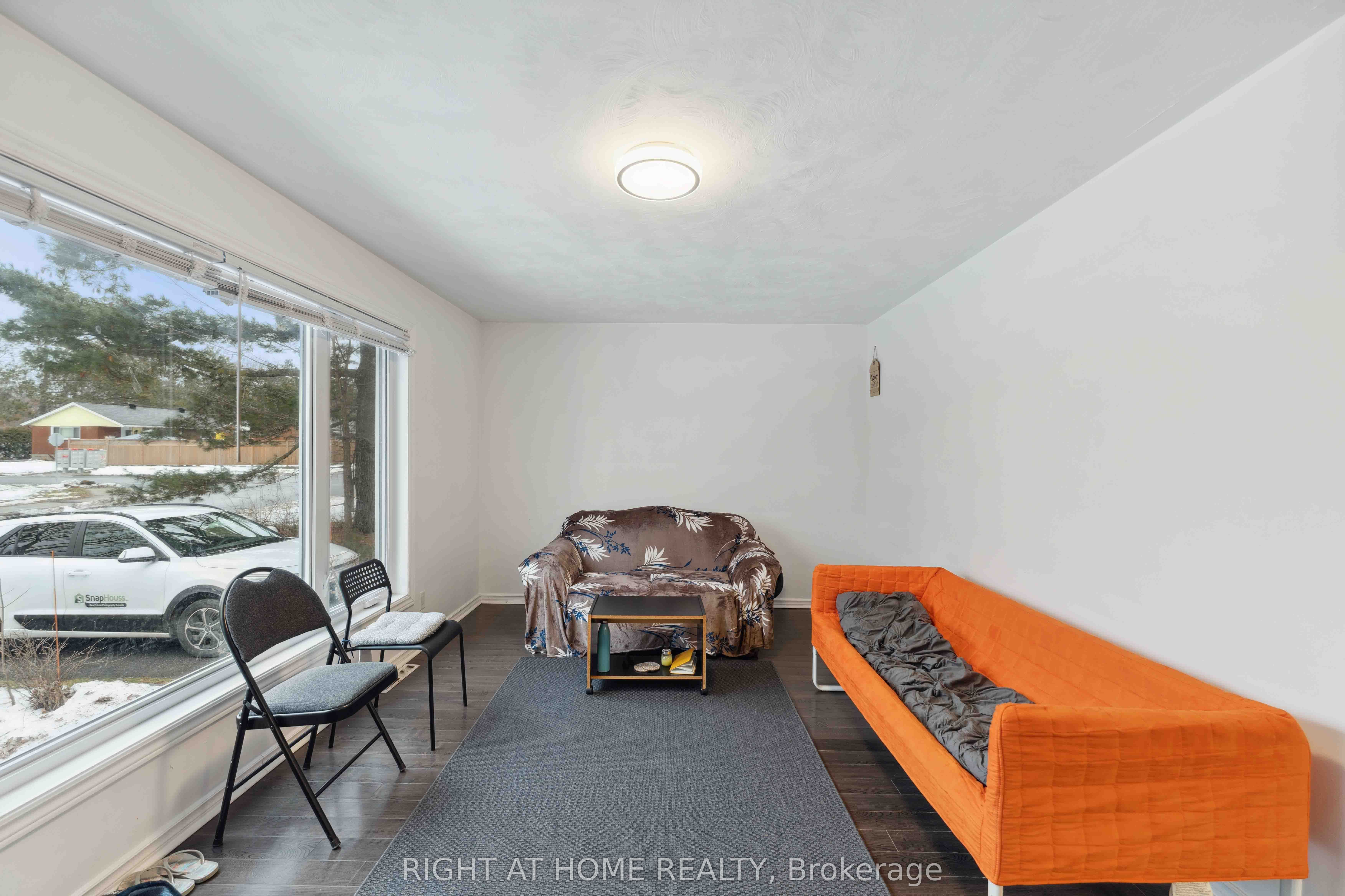 Additional image 5 of 1274 Cobden Road E, Ottawa, ON, K2C 3A2