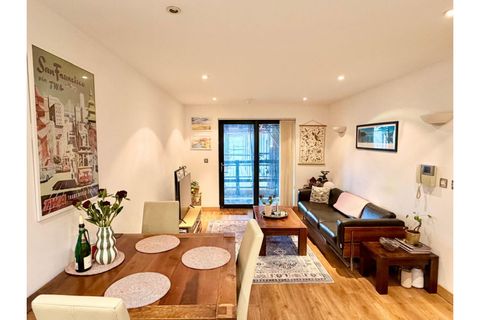 Drayton Park, London N5