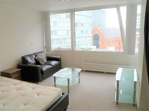 One Park West, Liverpool L1, Studio to rent