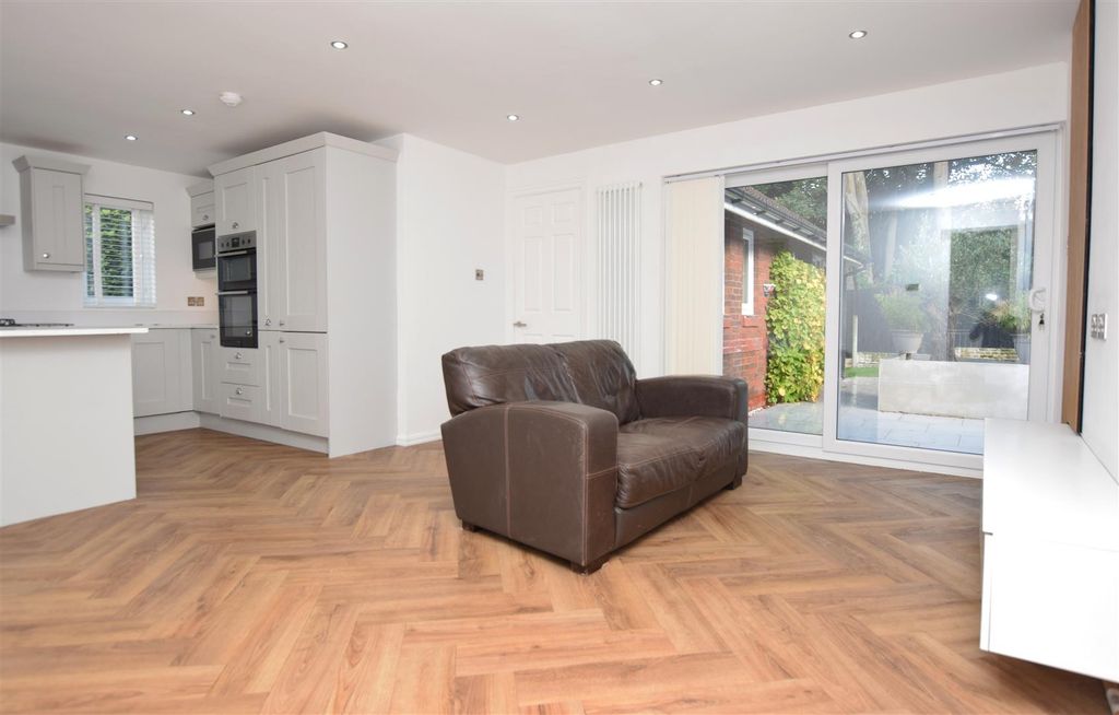 Additional image 4 of 3 bed detached bungalow for salePlas Y Bryn, Abergele, Conwy LL22