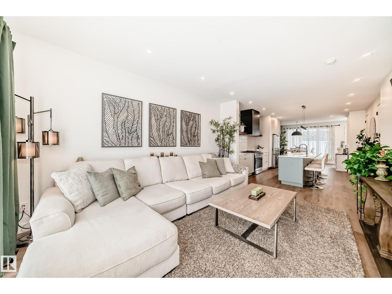 Additional image 6 of 10936 117 Street NW, Edmonton, AB, T5H3N6