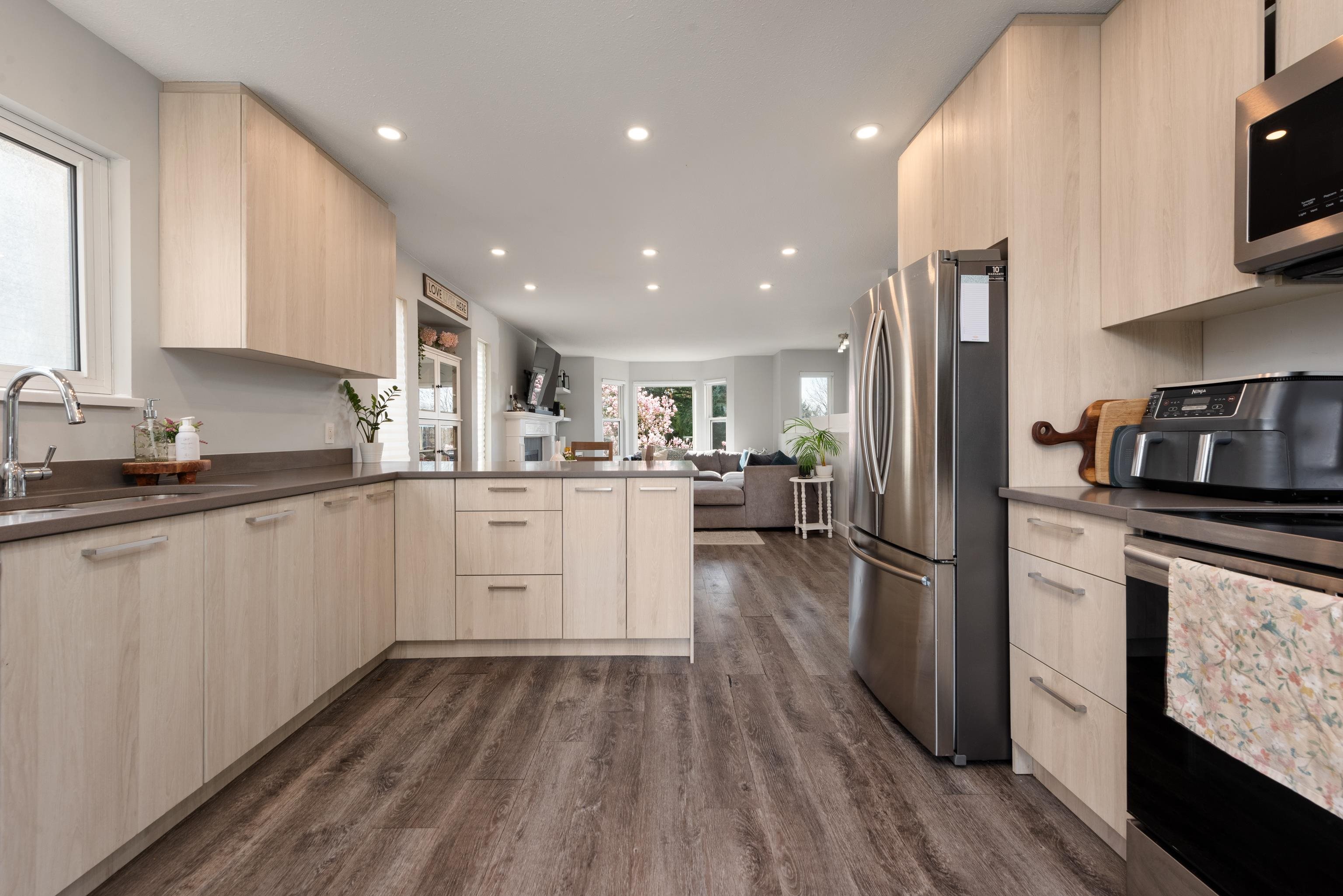 20373 115 Avenue, Maple Ridge, BC, V2X 9H5