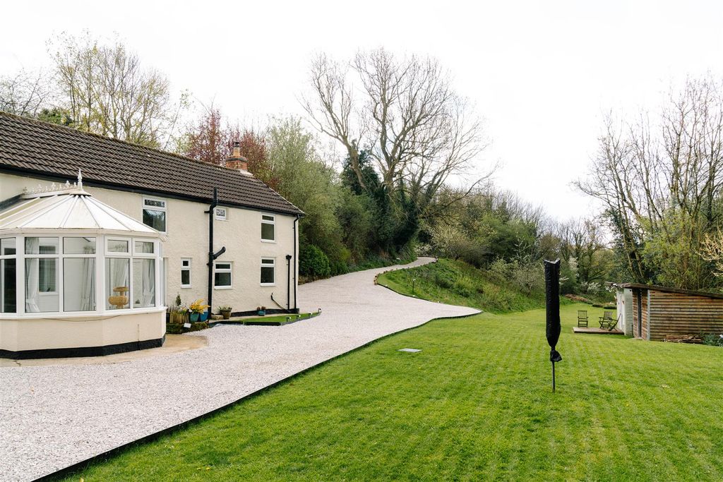 Additional image 37 of 3 bed detached house for saleWoodland Cottage, Temperance Hill, Woolley Moor, Alfreton DE55