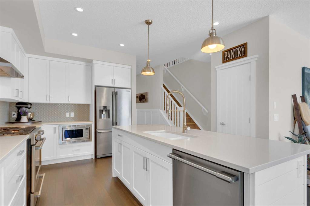 Additional image 3 of 21 Masters Place SE, Calgary, AB, T3M 2L4