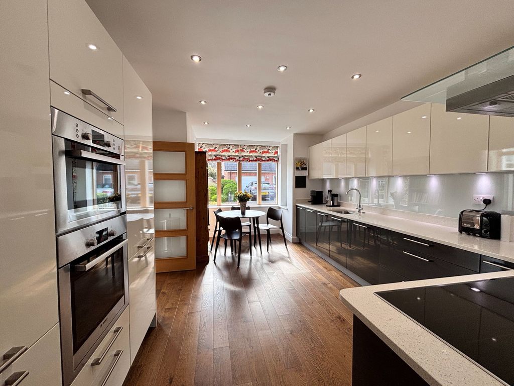 Additional image 5 of 4 bed detached house for saleLime Grove, Ashford TN24