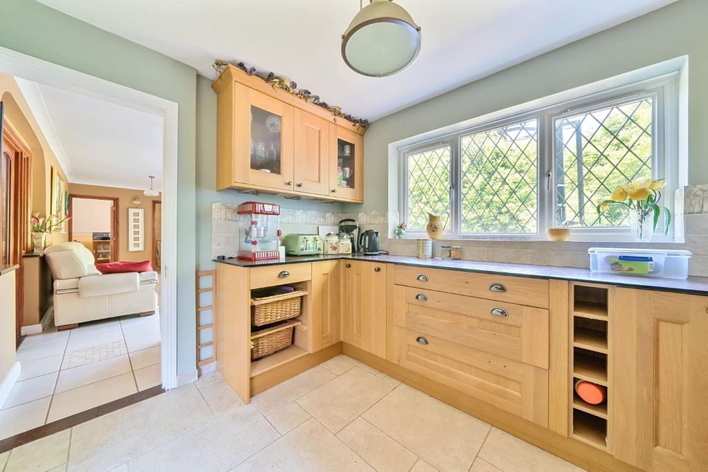 Additional image 23 of 5 bed detached house for saleMidsummer Hill, Kennington, Ashford TN24